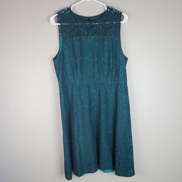 Fossil Dresses & Skirts - Fossil Green Lace Sleeveless A Line Dress - Size L